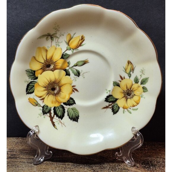 England Royal Standard Yellow Flower Teacup And Saucer Set Fine Bone China - Picture 4 of 7